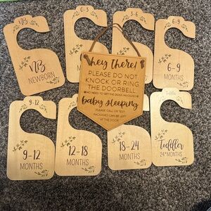 Wooden Baby Closet Dividers Set - Natural & Front Door Sign